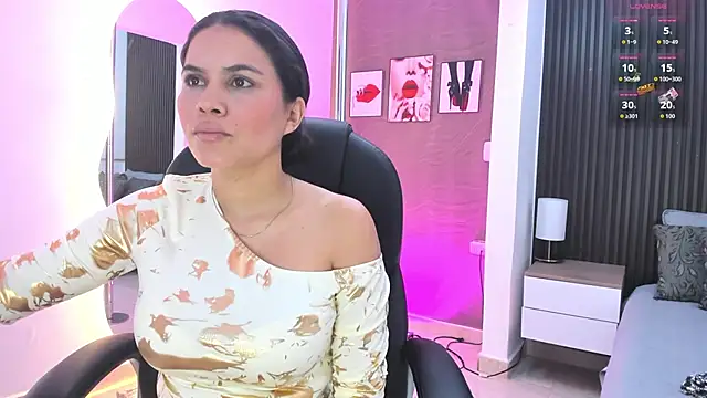 natasha  jackson online show from 11-10-25, 12:26