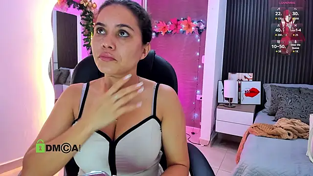 natasha  jackson online show from 12-16-25, 12:10