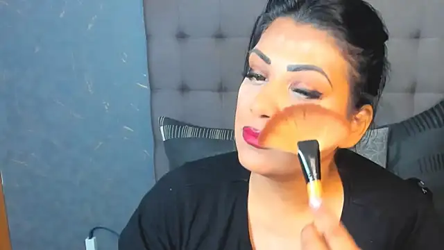 AmyCubes online show from 09-19-25, 03:52