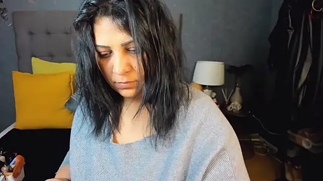 AmyCubes online show from 03-01-26, 04:25