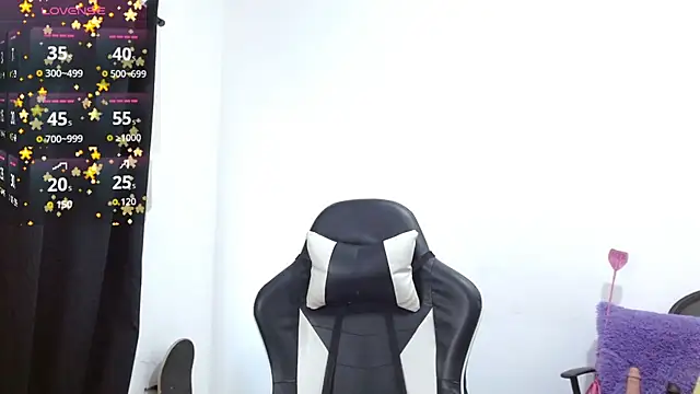 Kiara-Rider online show from 04-20-26, 02:53