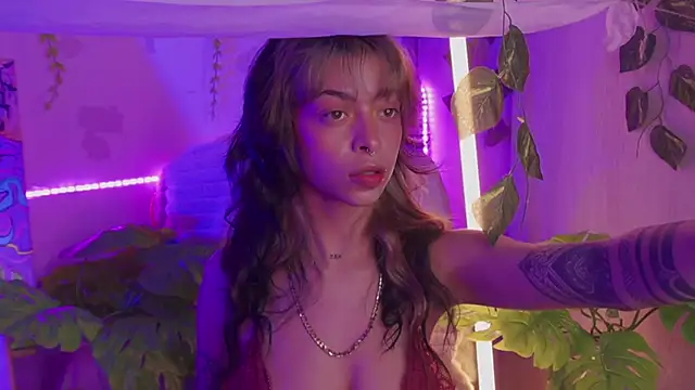 Kitty arts online show from 02-28-25, 06:09