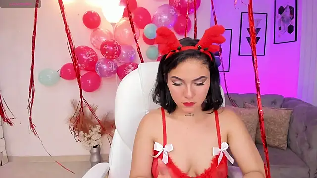 kendaall jenner  online show from 12-06-24, 04:03