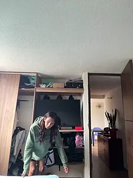 Snapshot of Nikol_Rang__ chatting on 11-19-25, 02:50 Nikol Rang online show from 11-19-25, 02:50