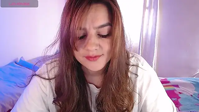 Snapshot of Lu_perez chatting on 01-15-25, 02:13 Lu perez online show from 01-15-25, 02:13