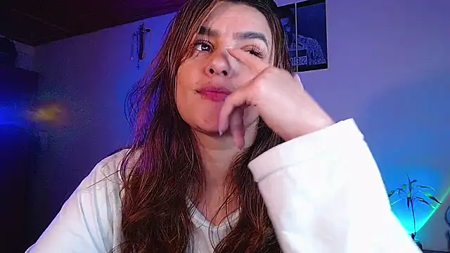 Snapshot of Lu_perez chatting on 01-28-25, 11:39 Lu perez online show from 01-28-25, 11:39