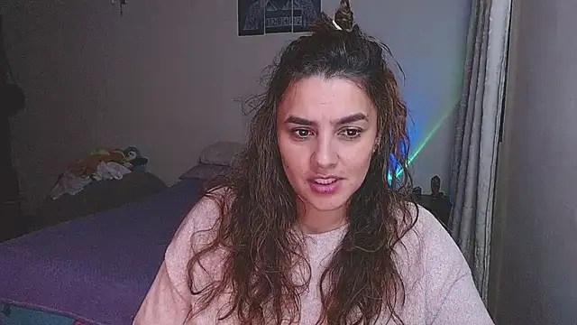 Snapshot of Lu_perez chatting on 02-05-25, 02:29 Lu perez online show from 02-05-25, 02:29