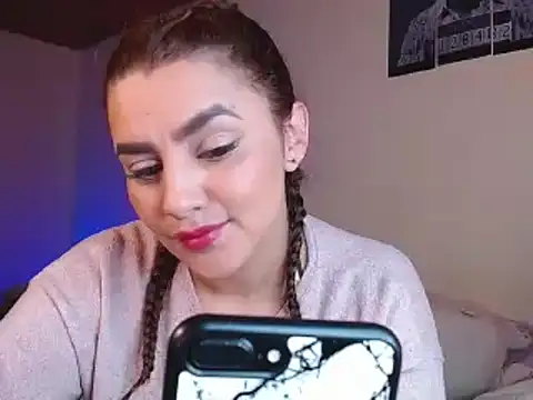Snapshot of Lu_perez chatting on 03-07-25, 01:20 Lu perez online show from 03-07-25, 01:20