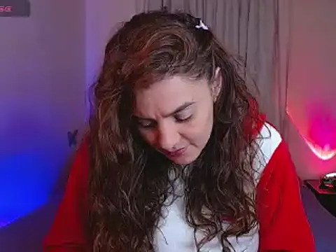 Snapshot of Lu_perez chatting on 03-20-25, 03:56 Lu perez online show from 03-20-25, 03:56