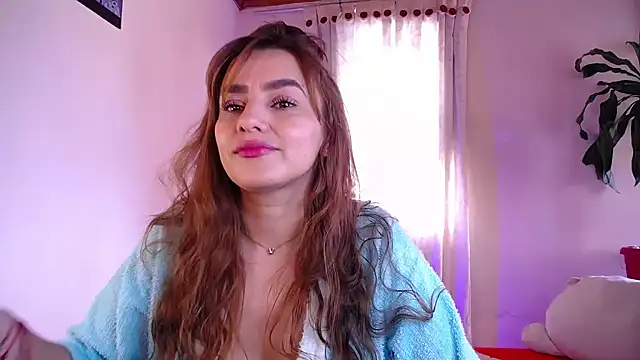 Snapshot of Lu_perez chatting on 10-02-25, 04:58 Lu perez online show from 10-02-25, 04:58