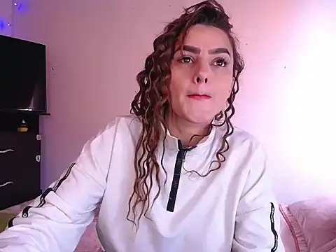 Lu perez online show from 10-21-25, 08:09