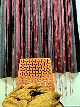 bhuvana555 online show from 11-18-25, 05:17