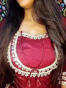 Sreya213 online show from 03-14-26, 06:24