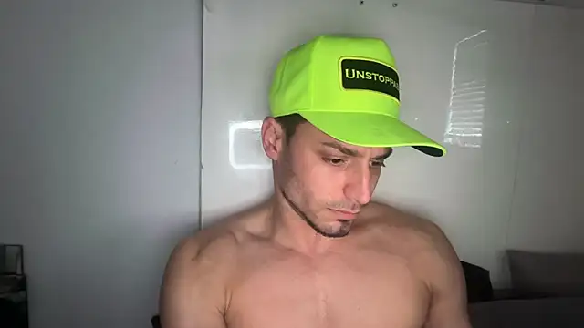 hot shot 13 online show from 03-19-26, 07:51