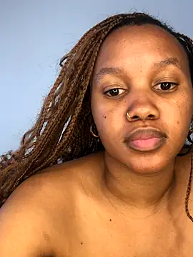 Snapshot of Sego_TeeTee chatting on 10-19-25, 08:48 Sego TeeTee online show from 10-19-25, 08:48