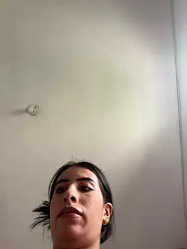 IssabellaLopez online show from 05-20-26, 04:46