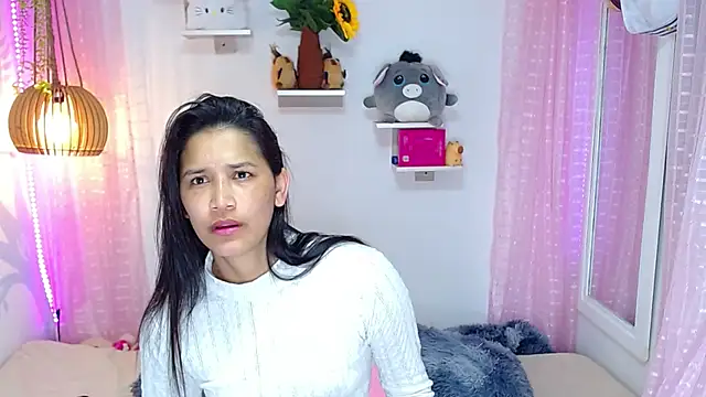 Alison Wiley online show from 12-21-25, 09:16