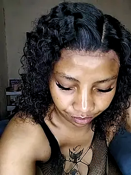 Snapshot of quenliyasa chatting on 05-15-26, 06:04 quenliyasa online show from 05-15-26, 06:04