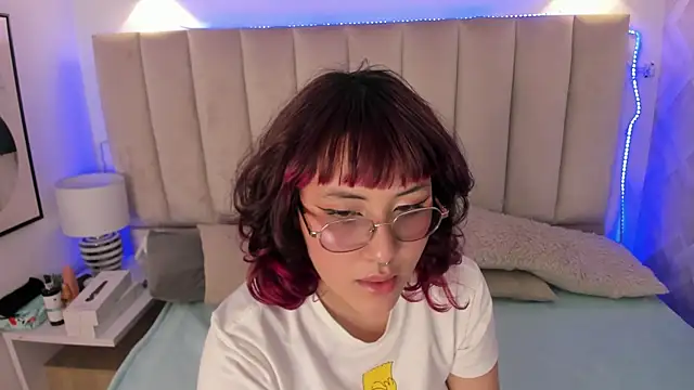 Snapshot of Haru_Bonny chatting on 12-19-25, 08:16 Haru Bonny online show from 12-19-25, 08:16