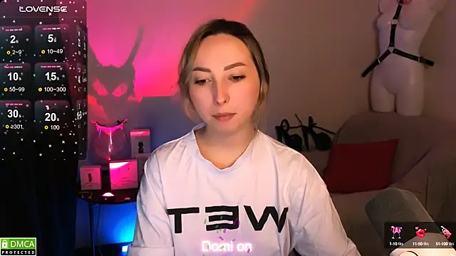 Snapshot of wow_susan chatting on 02-05-25, 05:20 wow susan online show from 02-05-25, 05:20