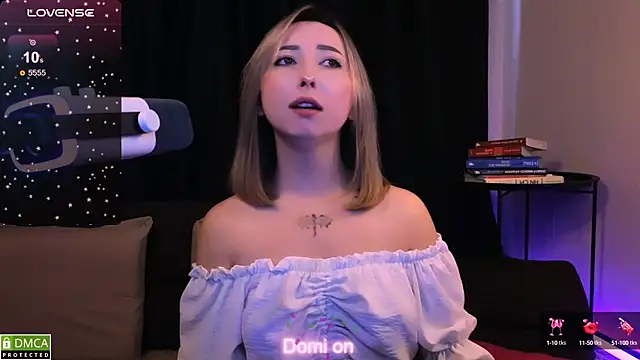 Snapshot of wow_susan chatting on 02-15-25, 04:03 wow susan online show from 02-15-25, 04:03