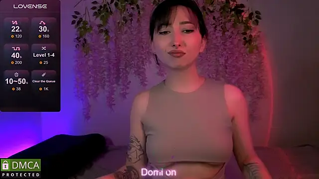 Snapshot of wow_susan chatting on 10-23-25, 02:22 wow susan online show from 10-23-25, 02:22