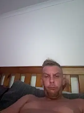 aus guy93 online show from 03-06-26, 07:32