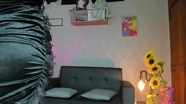 Alaia Love77 online show from 04-23-26, 09:50