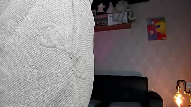 Alaia Love77 online show from 04-29-26, 04:33