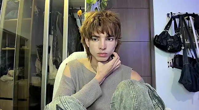 santy-kitty online show from 01-28-25, 03:04