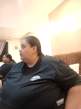 Alisson am online show from 12-05-25, 11:19