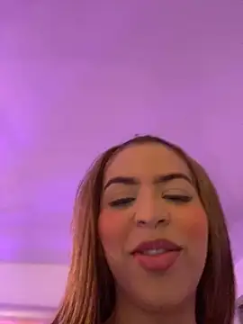 Snapshot of Mary_ivett chatting on 03-07-25, 11:40 Mary ivett online show from 03-07-25, 11:40