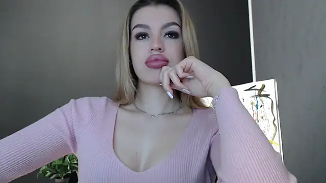 Snapshot of Your_Jessy chatting on 10-18-25, 11:44 Your Jessy online show from 10-18-25, 11:44