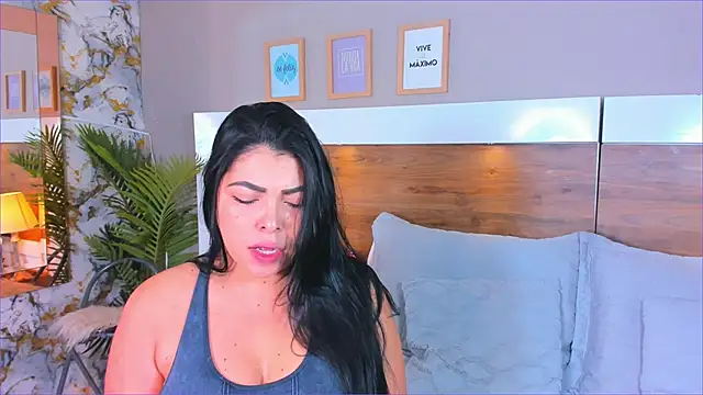 EmaBakker online show from 02-16-26, 09:38