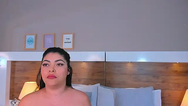 EmaBakker online show from 03-09-26, 05:55