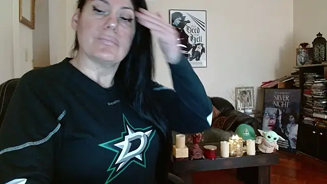 mandaloriangirls online show from 04-18-26, 04:11