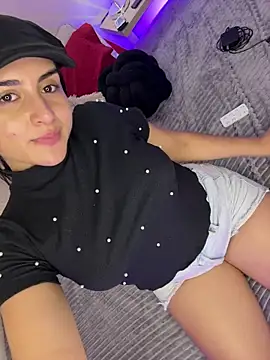 anniemorgan01 online show from 10-07-25, 03:36