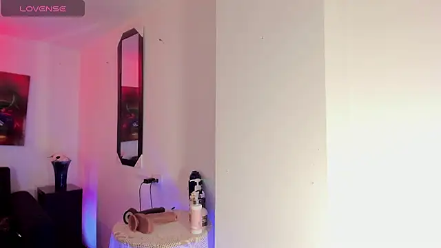 Venus R0se online show from 11-16-25, 11:49