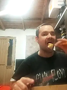 Snapshot of Lolosalvage83 chatting on 03-02-25, 05:36 Lolosalvage83 online show from 03-02-25, 05:36