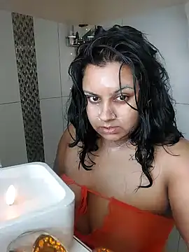 Snapshot of GoddessLorenaTheeSiren chatting on 02-20-25, 02:13 GoddessLorenaTheeSiren online show from 02-20-25, 02:13