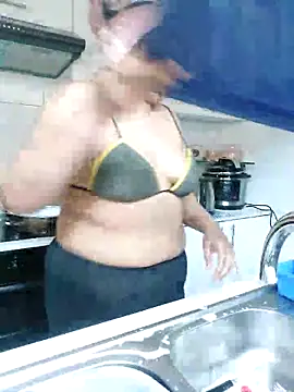 Snapshot of GoddessLorenaTheeSiren chatting on 03-03-25, 12:37 GoddessLorenaTheeSiren online show from 03-03-25, 12:37