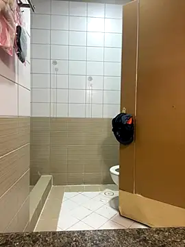 Snapshot of Layla-daloua chatting on 11-30-25, 10:36 Layla-daloua online show from 11-30-25, 10:36