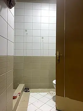 Snapshot of Layla-daloua chatting on 01-07-26, 11:51 Layla-daloua online show from 01-07-26, 11:51