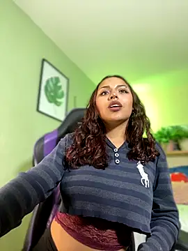 Snapshot of Liittleluaa_ chatting on 10-16-25, 01:28 Liittleluaa online show from 10-16-25, 01:28