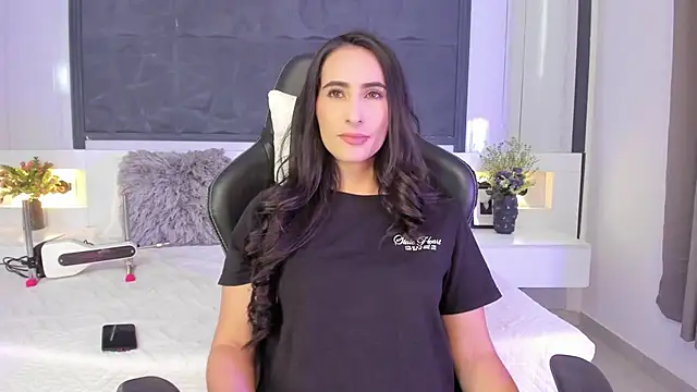 SaraGomez1 online show from 09-23-25, 03:48