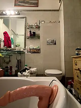 Snapshot of gianluca75gggggggh chatting on 01-10-26, 08:10 gianluca75gggggggh online show from 01-10-26, 08:10