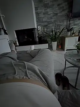 Snapshot of KarlosCarutox chatting on 09-11-25, 05:24 KarlosCarutox online show from 09-11-25, 05:24