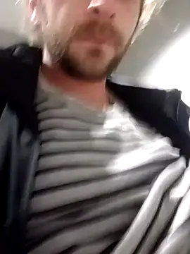 Snapshot of QcMisterv13 chatting on 12-14-24, 11:56 QcMisterv13 online show from 12-14-24, 11:56