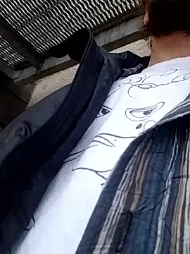 Snapshot of QcMisterv13 chatting on 12-30-24, 08:25 QcMisterv13 online show from 12-30-24, 08:25