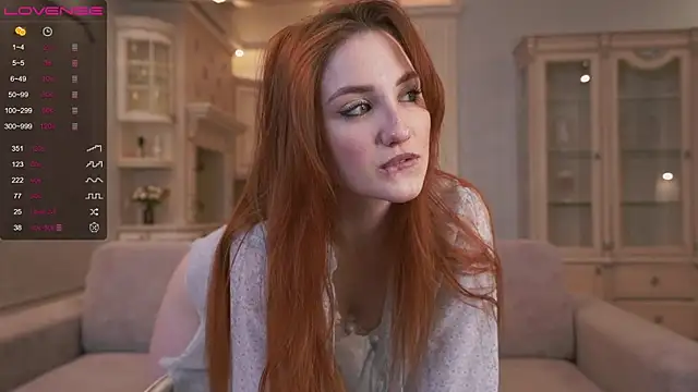 EsmaCrumbley online show from 02-12-25, 04:23